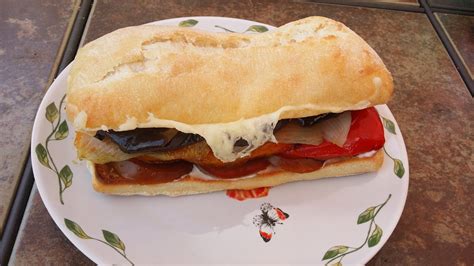 Cari's Vintage Kitchen: Italian Roasted Vegetable Sandwich