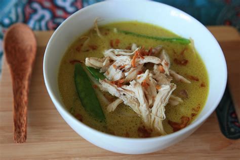 Soto Ayam Santan [ Chicken Soup in Coconut Milk ] | Pimentious