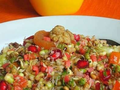 Moong sprouts salad - Recipe Petitchef