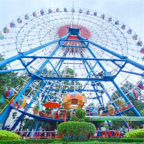 Đầm Sen Park Ferris wheel in Ho Chi Minh City, Vietnam (Bing Maps)