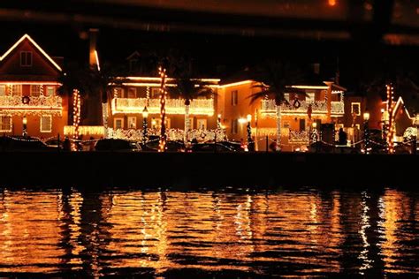 Nights of Lights Boat Tours | St. Augustine, FL