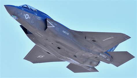 Senators seek cost cuts for F-35 fighter jet - The Blade