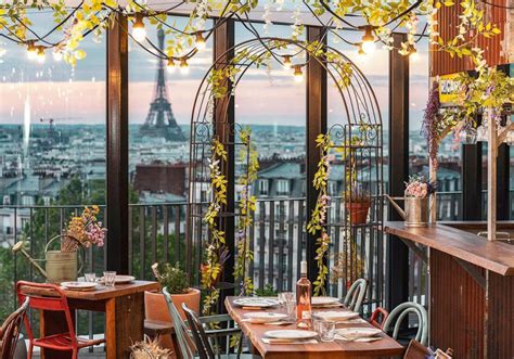 Restaurant Rooftop de l'Hôtel Rochechouart (75009 Paris) - Newtable.com