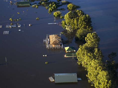 Australia Floods: 40,000 Evacuated, At Least 2 Dead : NPR