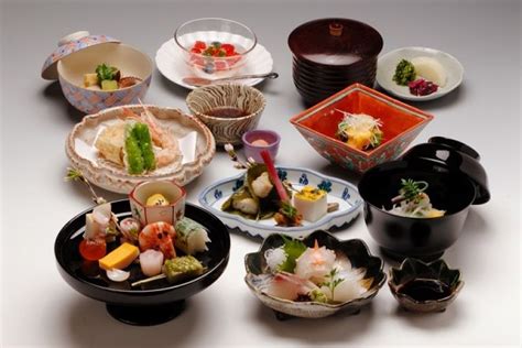 Japanese Food | What Do Japanese People Eat?