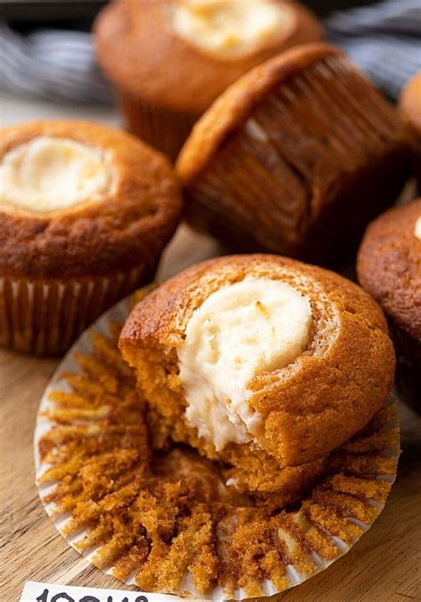 Starbucks Pumpkin Cream Cheese Muffins | 100K Recipes