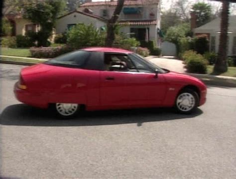 IMCDb.org: 1996 GM EV1 in "Extreme Machines, 1997"