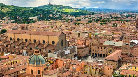 L’Università di Bologna: il più antico ateneo d’Europa - turismo.bologna.it