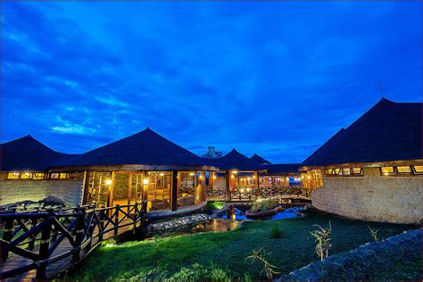 Lake Nakuru Sopa Lodge buchen bei AFRIKARMA-SAFARIS