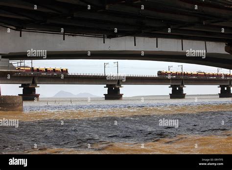 Old and new , Vashi Truss Bridge , Thane Creek Bridge , Mankhurd ...