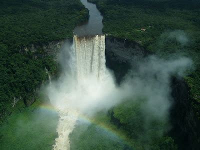 World's Natural Wonders: Kaieteur Falls