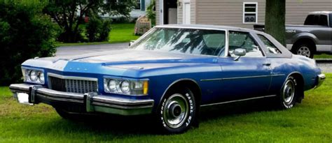 Buick Riviera - 1974 Classic