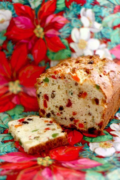 42 Best Christmas Fruitcake Recipes - Holiday Fruitcake Ideas