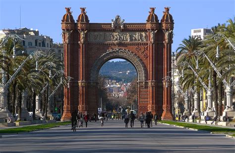 Barcelona Attractions - 18 top attractions in Barcelona | Rent a Car ...