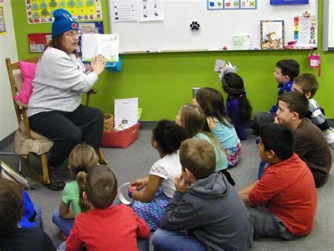 Edmond Rotarians read to Ida Freeman Elementary School Students | Rotary Club of Edmond