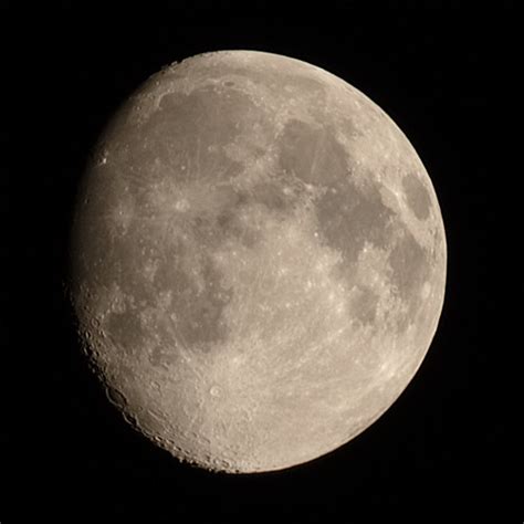 Waxing Moon | Trying to further my moon photography here. I … | Flickr