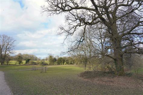 Markeaton Park © Malcolm Neal cc-by-sa/2.0 :: Geograph Britain and Ireland