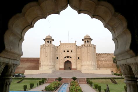 Lahore Fort | Shahi Qila Facts and Architectural Marvels