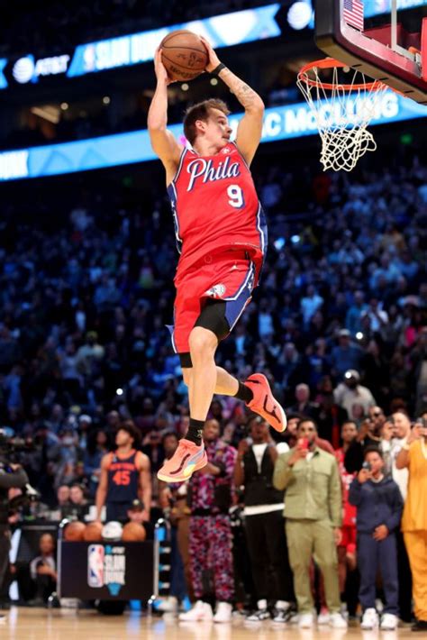 Play That Funky Music: Mac McClung Wins 2023 AT&T Slam Dunk Contest ...