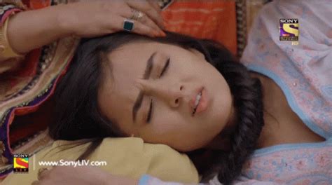 Tejaswi Prakash Rishta Likhenge Hum Naya GIF - Tejaswi Prakash Rishta ...