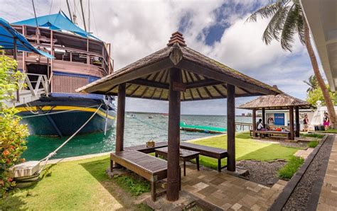 MICRONESIA FSM - Manta Ray Bay Resort Yap on remote Yap Island is a ...