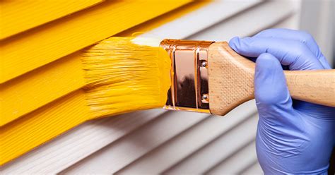 Oil Based vs Water-Based Paint | Interior Painters