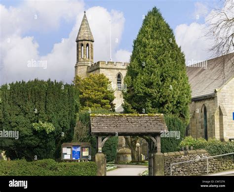 Parish Church in Settle North Yorkshire England Stock Photo - Alamy