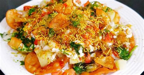 Dahi papdi chat recipe Recipe by Shaheen Syed - Cookpad