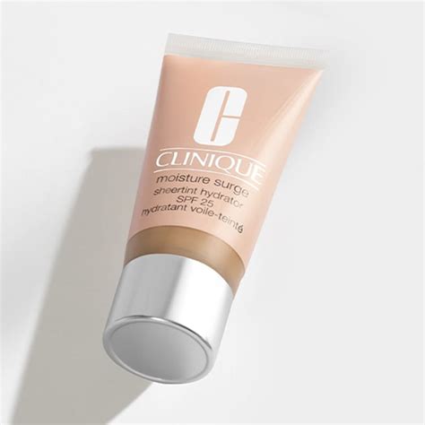 Best Lightweight Foundations For Summer 2023 | Clinique