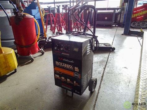 Schumacher SE.4020 Engine Starter / Battery Charger - Roller Auctions