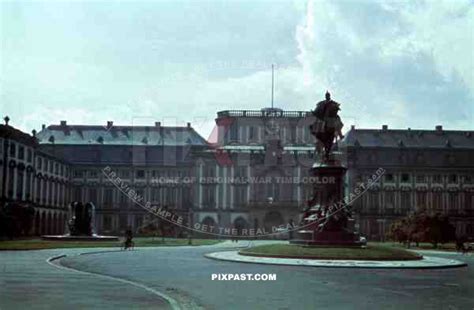 Mannheim castle, Mannheim, Baden WÃ¼rttemberg, 1939, Reiterstandbild statue, fountains, - 1 ...