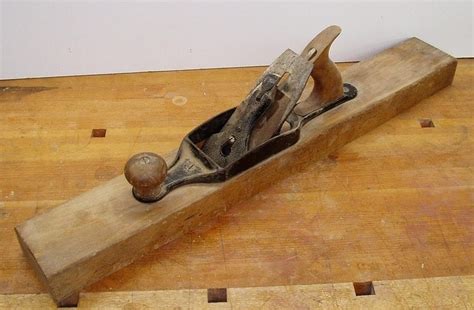 11 Types Of Woodworking Planes - Carpentry & Woodworking Tools Guide