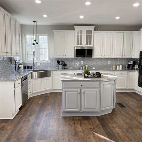 Favorite White Kitchen Cabinet Paint Colors - Evolution of Style | Painted kitchen cabinets ...