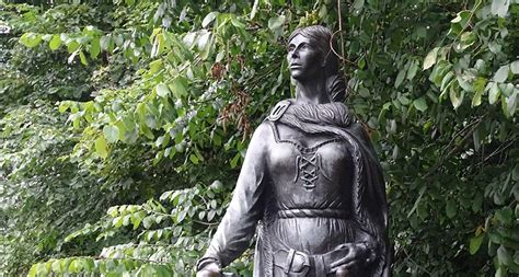 Ireland’s pirate queen: Twelve fascinating facts about the legendary Grace O’Malley - Irish Post ...