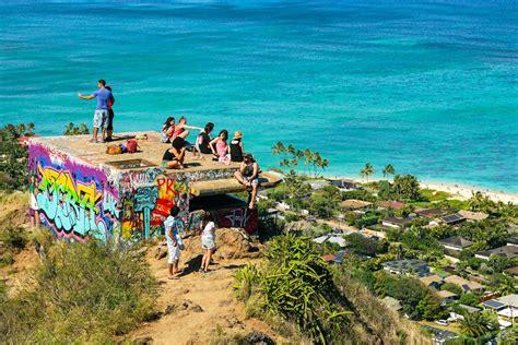 Breathtaking Views Await Atop Kailua's Lanikai Pillbox Trail - Hawaii Magazine