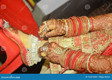 A Indian Groom Dulhan Showing Her Payal Closeup Beautiful Shot Stock ...