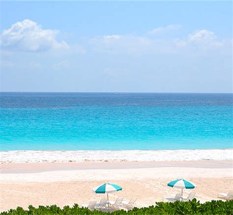 Pink Sand Beach - Eleuthera & Harbour Island in The Bahamas