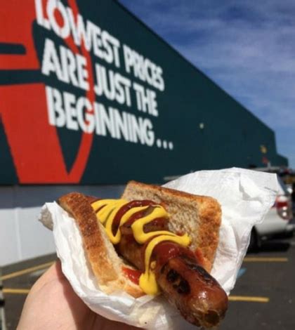 TAFE To Offer Course On How To Eat A Bunnings Snag | The Bendigo Standard