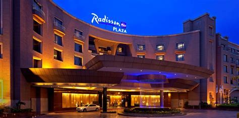 Top Five Star Hotels Near New Delhi AirportNew Delhi Hotels