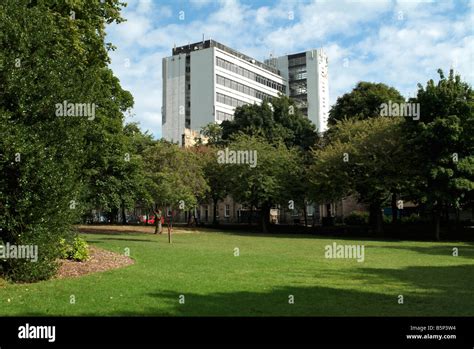 George Square gardens and the Appleton Tower, Edinburgh, Scotland, UK Stock Photo - Alamy