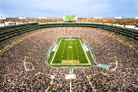 Discover 78+ lambeau field wallpaper - in.cdgdbentre