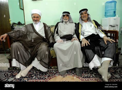 Iraq, Salman Pak, Sunni and Shia tribal leaders meet to resolve ...