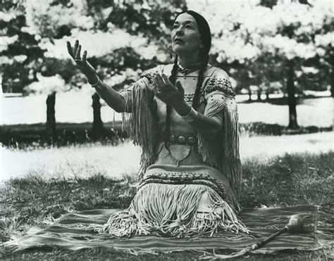 Te Ata seated on a blanket | Nash Library