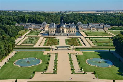 Discover the "Theater of Nature" at Vaux-le Vicomte: Perfect 17th C ...