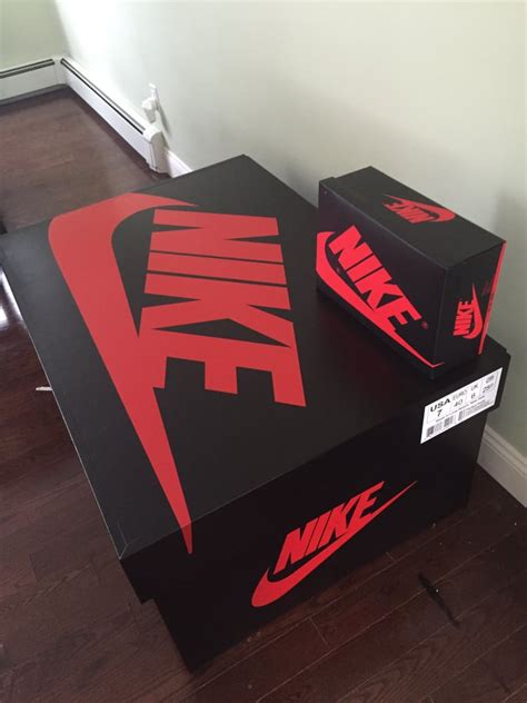 Custom Nike Sneaker Box / Sneaker Box Kings