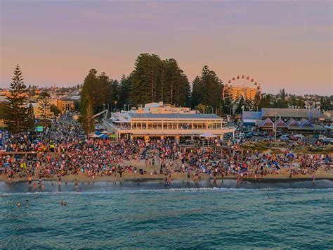 Bathers Beach House - Fremantle Fishing Boat Harbour