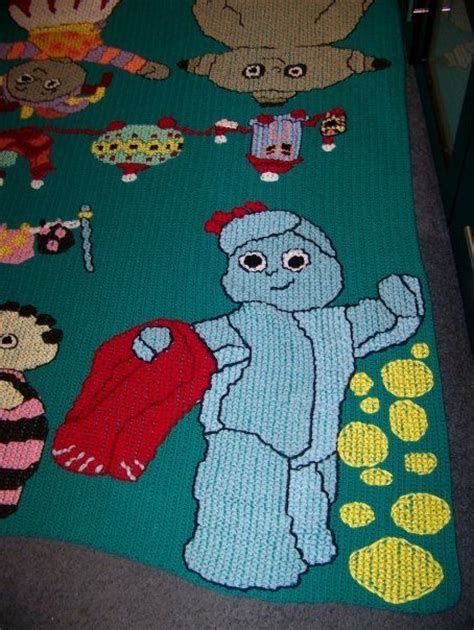 Iggle Piggle cross stitched onto a crocheted blanket | Cross stitch ...