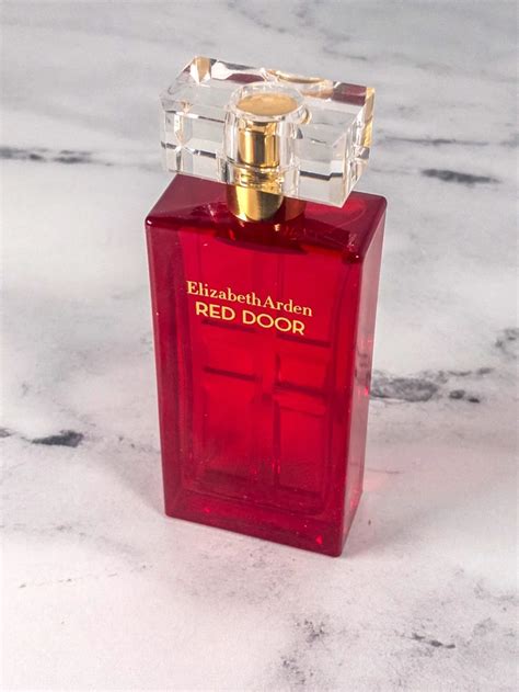 red-door-3 | Everfumed | Fragrance Notes