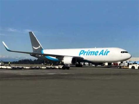 Amazon Air gets new wings to fly; to lease 12 B767-300 cargo aircraft