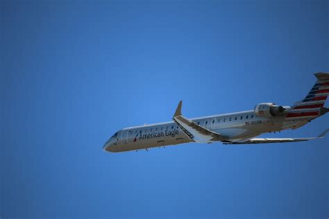 CRJ-900 during Departure : r/aviation